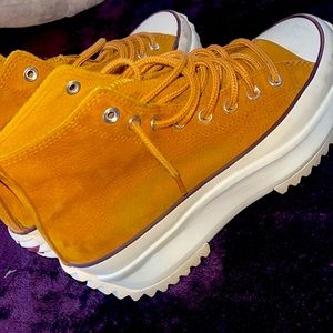 Converse Run Star Hike